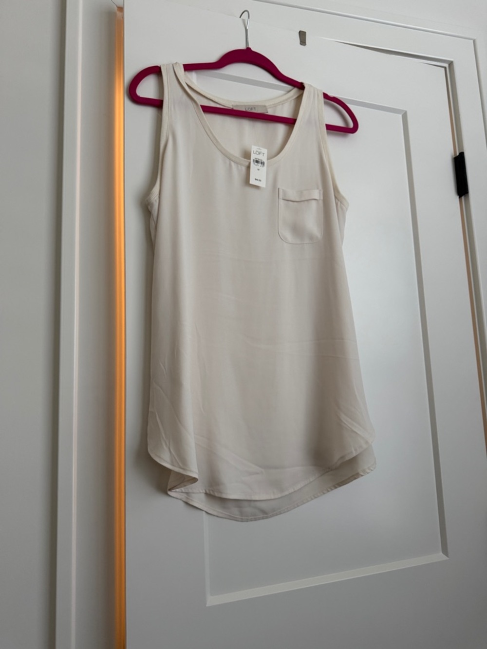 LOFT Cream Scoop Neck Pocket Tank